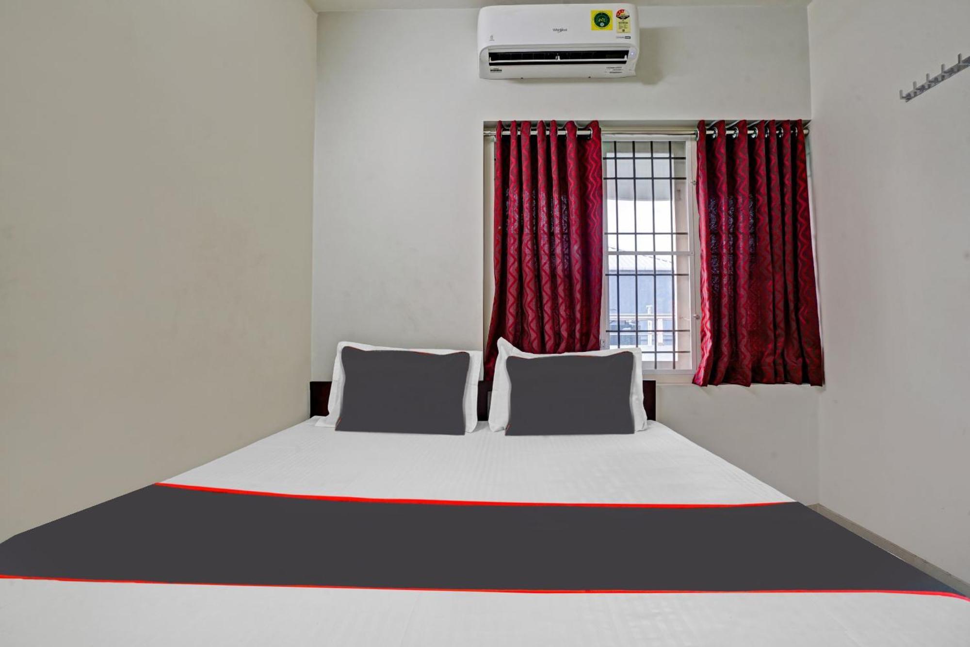 Collection O White House Pearl Hotel Kochi Exterior photo